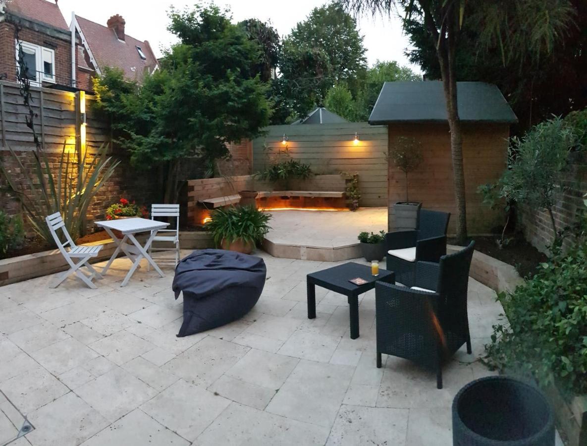 Cottage Grove Homestay Rooms Portsmouth Eksteriør billede